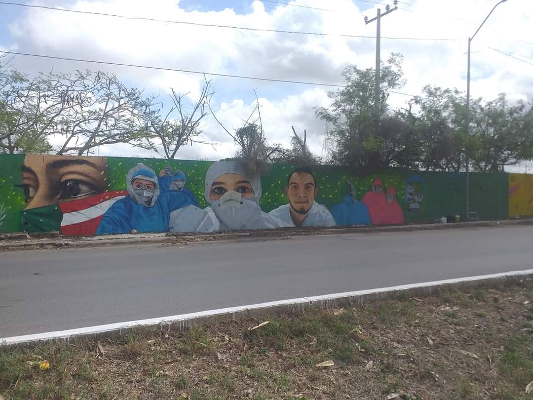 Rinden homenaje a personal de Salud con mural del artista grafitero Datoer