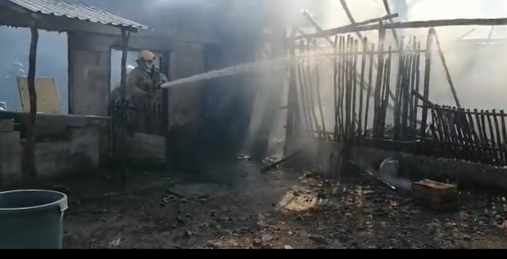 Se incendia casa de paja en Temozón