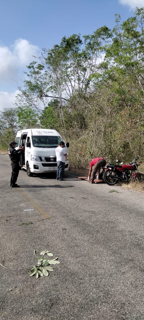 Motociclista derrapa en Espita-Nacuche