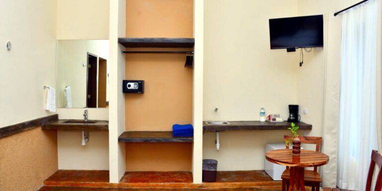 DSC 6137finalmerida2 1200x600 1 768x384