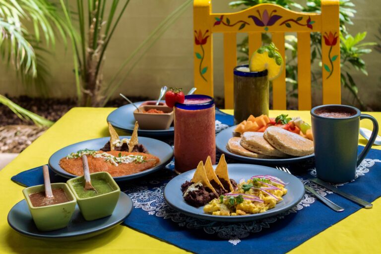 desayuno yerbabuena de sisal 768x512