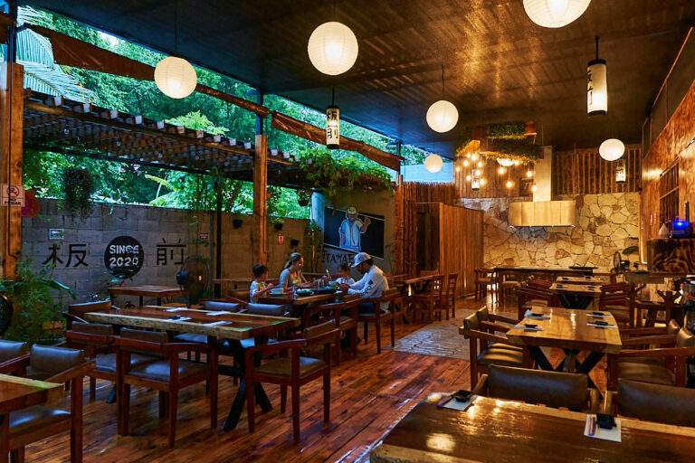 interior tamae sushi valladolid yucatan 768x512