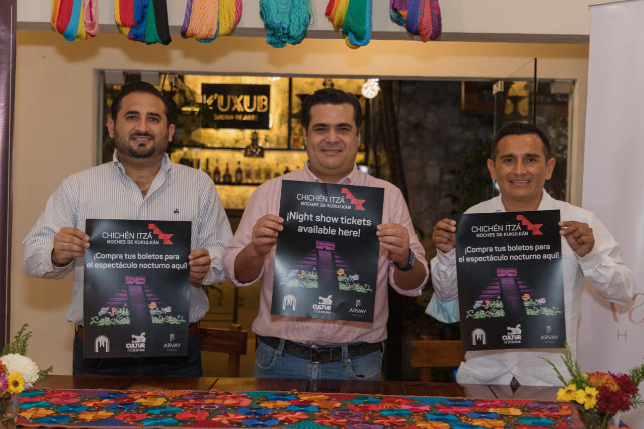 Restauranteros y hoteleros de Valladolid firman convenio para la promoción y venta del espectáculo de luz y sonido Noches de Kukulkan