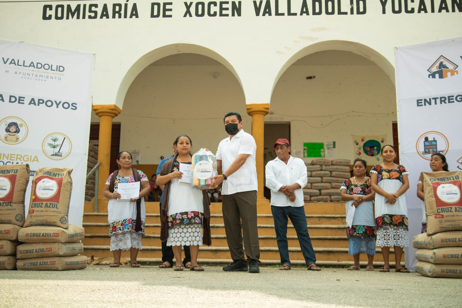 Familias de las comisarías de Xuilub, NohSuytún y Xocen beneficiadas con el programa Sinergía Social