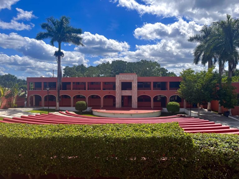 318723786 517105940444791 7605551175733011656 n 768x576