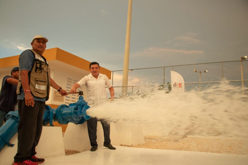 Nuevo Carcamo de agua potable en la Emiliano Zapata de Valladolid Yucatán 