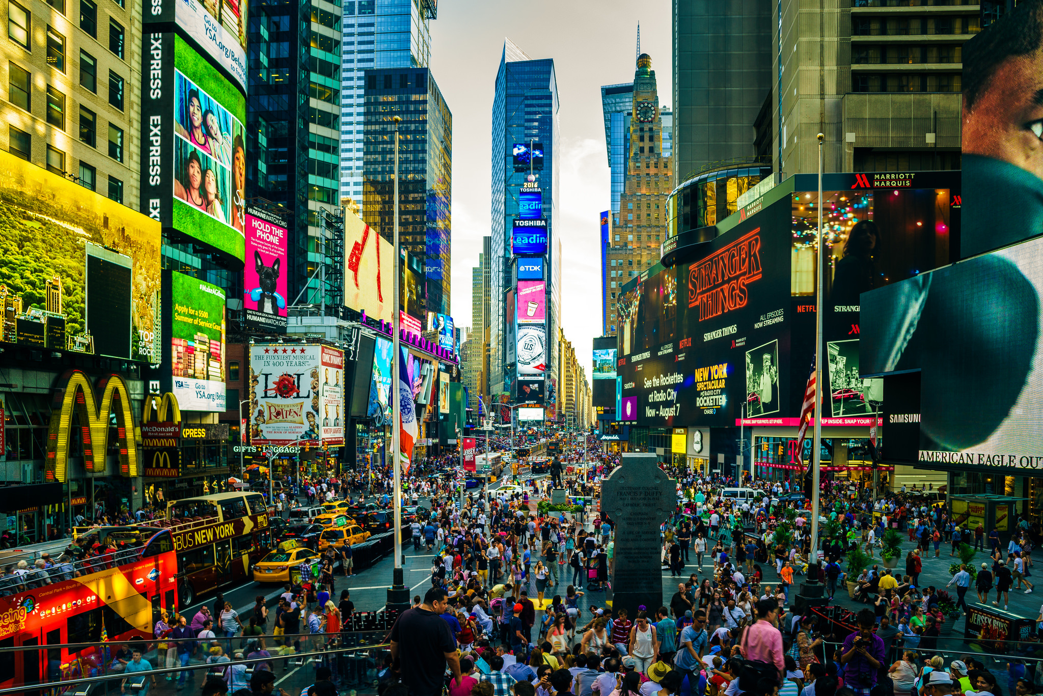 Time Square Mexico Llega Valladolid a Times Square – Valladolid Yucatan, Pueblo Mágico ...