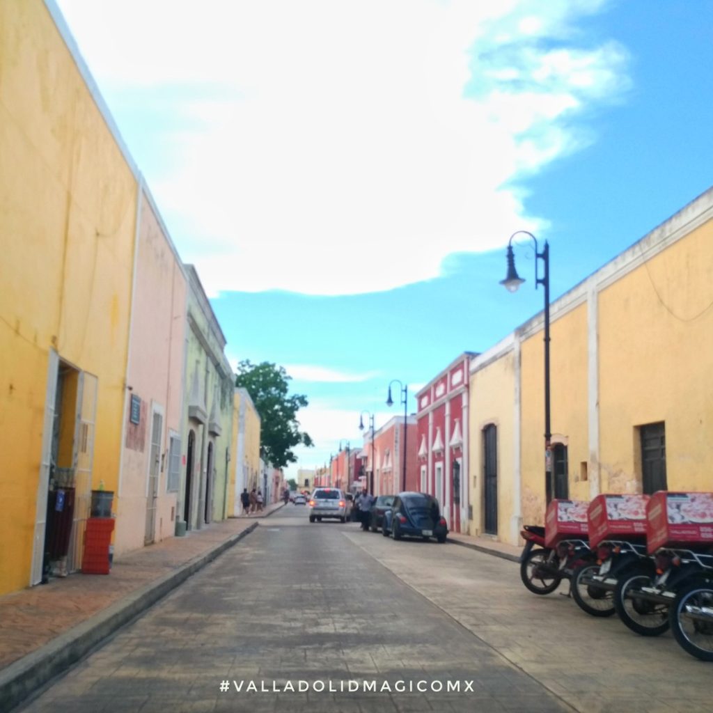 Calle del centro de Valladolid al Barrio de San Juan, calle 40 de Valladolid Yucatán